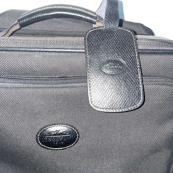 Longchamp Lugagage carry on with wheeels - Picture 15 of 16